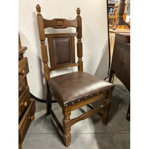 530 - MODERN OAK ROLL TOP DESK WITH CUPBOARDS TO BASE AND MATCHING CHAIR W55