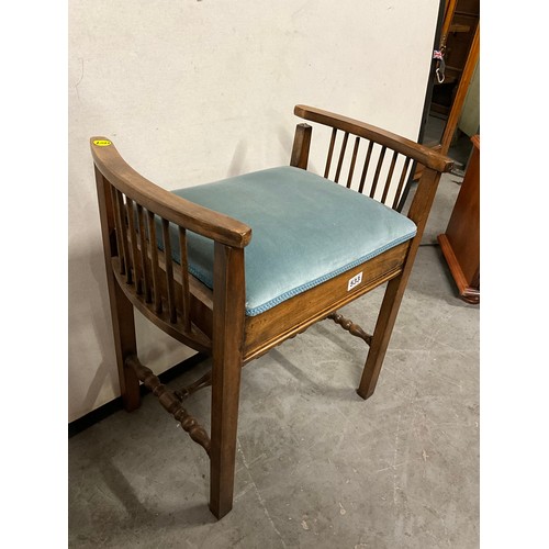 533 - VINTAGE BEECH PIANO STOOL WITH UPHOLSTERED SEAT WITH SHEET MUSIC INSIDE W22