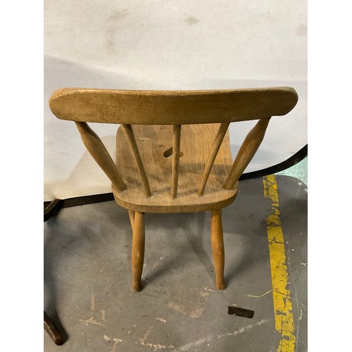 551 - ANTIQUE BEECH CHILDS CHAIR WITH ELM SEAT H26