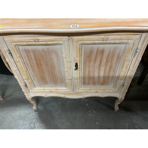 554 - MODERN TWO DOOR SIDE CABINET WITH LIMED EFFECT TO BASE W34