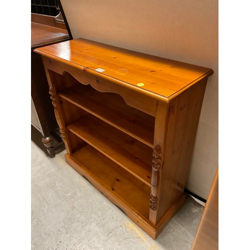 573 - MODERN FREE STANDING OPEN PINE BOOK CASE W36