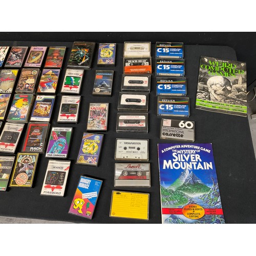 257 - COMMODORE BOXED 64 MICRO COMPUTER ONE B AND UNB0XED COMMODORE DATASSETTE LARGE SELECTION OF GAMES