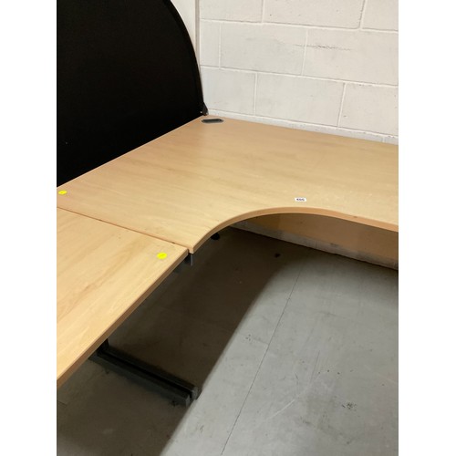 400 - MODERN L SHAPED COMPUTER DESK 46