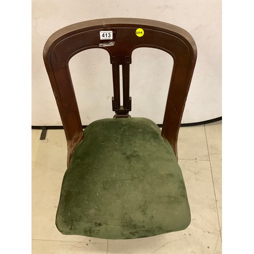 413 - GREEN UPHOLSTERED VICTORIAN CHAIR WITH CARVED BACK