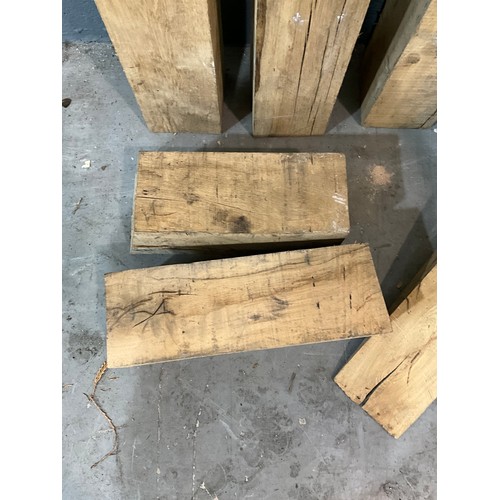 367 - COLLECTION OF OAK 5.5