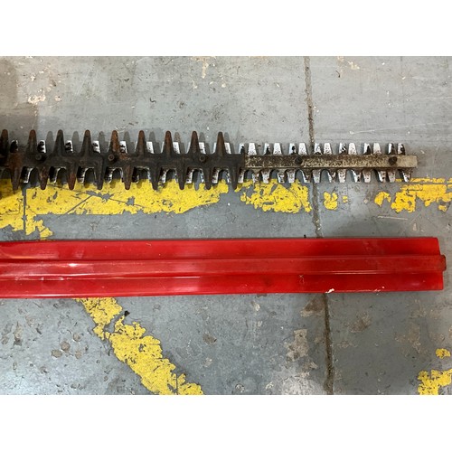 371 - MOUNTFIELD PETROL HEDGE TRIMMER