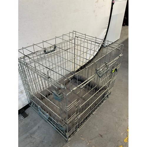 379 - FOLD UP TRAVEL PET CAGE H19