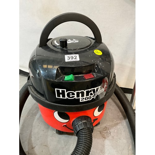 392 - HENRY HOOVER WITH ATTATCHMENTS AND SPARE BAGS