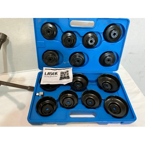 393 - BOX OF TOOLS TO INCLUDE SPANNERS HAMMERS OIL FILTER WRENCH SET ETC