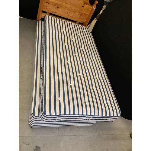 441 - SINGLE DIVAN BED WITH PINE HEADBOARD AND ORTHOPEADIC MATTRESS