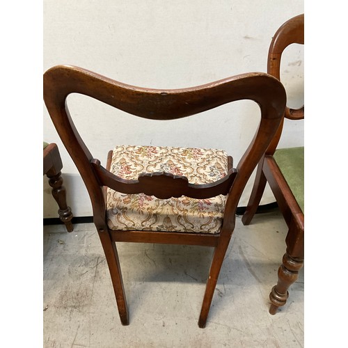 462 - THREE WOODEN CHAIRS WITH UPHOLSTERED SEATS