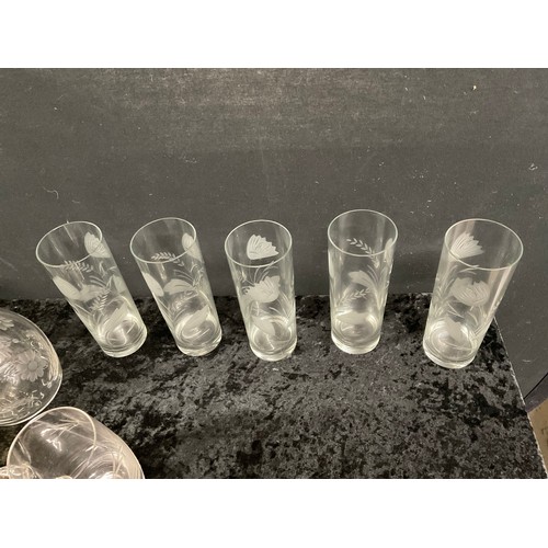 8 - TWO BOXES OF GLASSWARE TO INCLUDE VASES,JUGS,DRINKING GLASSES ETC