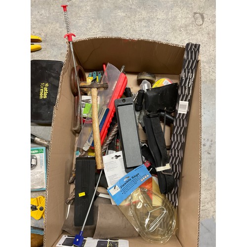 34 - BOX OF VARIOUS TOOLS TO INCLUDE AXE,CRIMPING TOOL,CLAMPS ETC