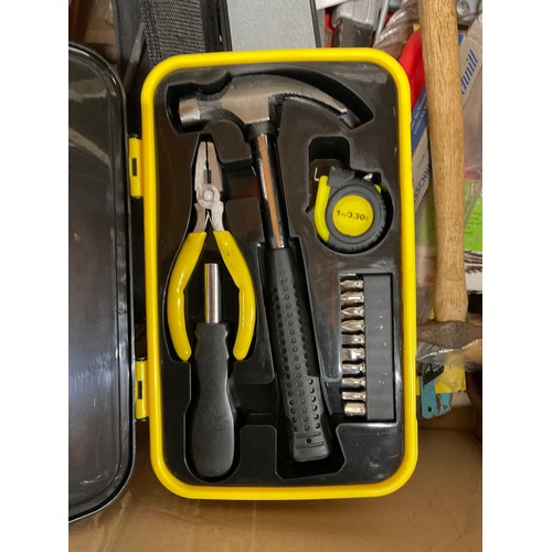 34 - BOX OF VARIOUS TOOLS TO INCLUDE AXE,CRIMPING TOOL,CLAMPS ETC