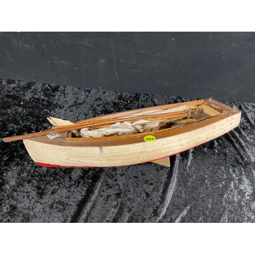 53 - VINTAGE WOODEN MODEL SAILING BOAT A/F L21