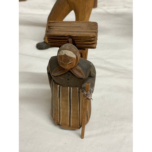 73 - COLLECTION OF BLACK FOREST STYLE CARVED WOODEN FIGURES TO INCLUDE MUSCIANS AND A BEAR