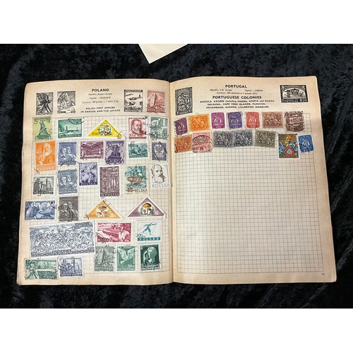 102 - COLLECTION OF STAMPS AND POSTCARDS TO INCLUDE 3 SCHOOLBOY ALBUMS AND QUANTITY OF LOOSE.