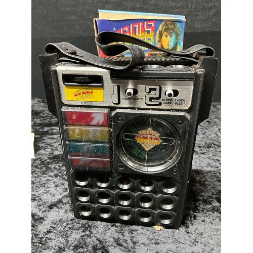 104 - VINTAGE DOCTOR WHO TARDIS  TUNER RADIO