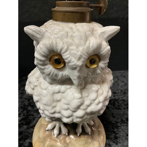 105 - ANTIQUE OIL LAMP BASE IN FORM OF OWL WITH GLASS EYES H11