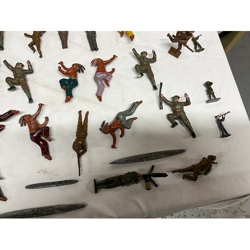 124 - TWO BOXES OF VINTAGE LEAD TOYS TO INCLUDE SOLDIERS AND NORTH AMERICAN INDIANS