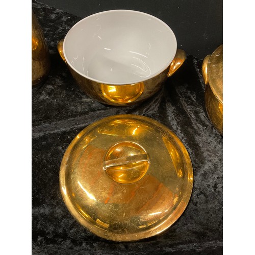 154 - QUANTITY OF GOLD ROYAL WORCESTER DINNER AND TEA WARE