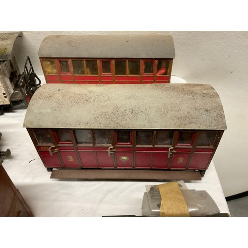 156 - TWO BOXES OF STEAM ENGINES AND PARTS A/F ALONG WITH RAILWAY CARRIAGES