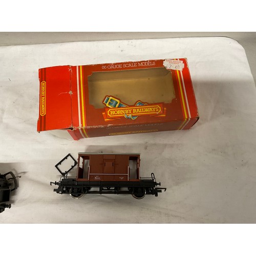 172 - BOX OF VINTAGE TOY VEHICLES TO INCLUDE B0XED BEACH BUGGY AND HORNBY ITEMS