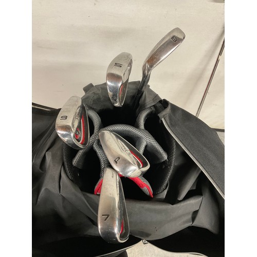 69 - SET OF SPICKLAUS GOLF CLUBS IN CARRY BAG WITH COVERS