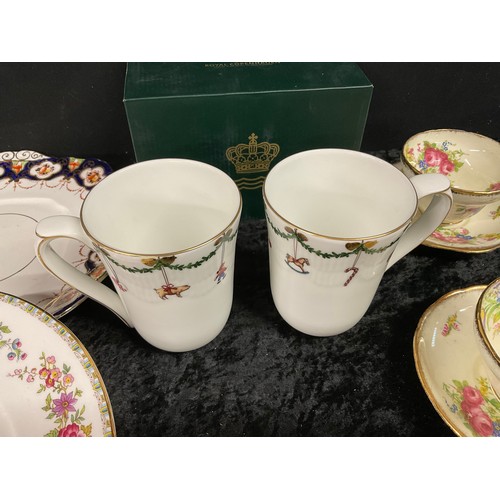 193 - BOX OF CHINA TO INCLUDE FRANKLIN MINT COLLECTORS PLATES,BOXED ROYAL COPENHAGEN MUGS,ROYAL WORCESTER ... 