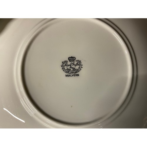 193 - BOX OF CHINA TO INCLUDE FRANKLIN MINT COLLECTORS PLATES,BOXED ROYAL COPENHAGEN MUGS,ROYAL WORCESTER ... 