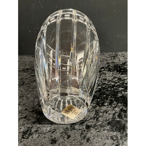 239 - WATERFORD MARQUIS CRYSTAL VASE H12