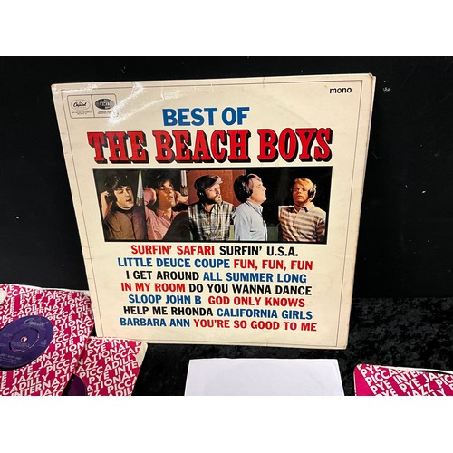 254 - QUANTITY OF LPS AND 45s TO INCLUDE THE BEACH BOYS, SPIRIT,  ETC