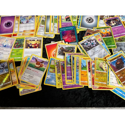 81 - QUANTITY OF POKÉMON CARDS TO INCLUDE TRADING CARD GAMES ETC