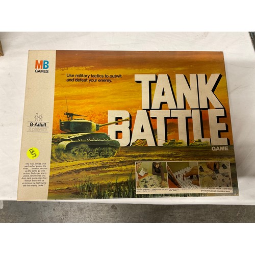 256 - QUANTITY OF VINTAGE GAMES TO INCLUDE TANK BATTLE, JET SPACE, DINKY MODEL COACHES, TOP TRUMPS, NODDY ... 