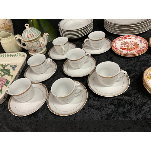 250 - FIVE BOXES OF CHINA AND GLASS TO INCLUDE MUGS, BISCUIT BARRELS ETC