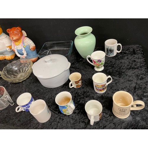 250 - FIVE BOXES OF CHINA AND GLASS TO INCLUDE MUGS, BISCUIT BARRELS ETC