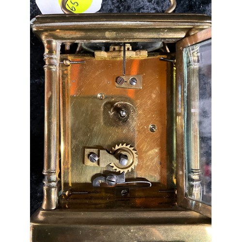 90A - VINTAGE BRASS CARRIAGE CLOCK WITH BEVELLED EDGED GLASS AND FRENCH MOVEMENT