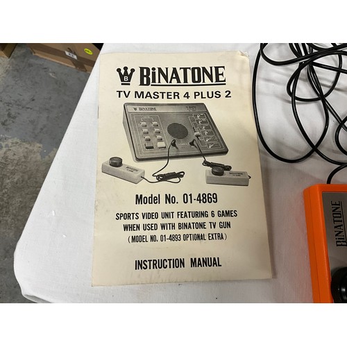 282 - VINTAGE BINATONE TV MASTER 4 PLUS 2 WITH CONTROLLERS AND INSTRUCTION MANUAL