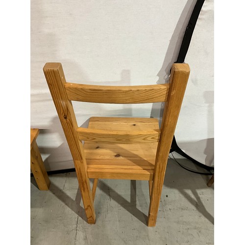 319 - MODERN PINE KITCHEN CHAIR AND SMALL SQUARE TABLE