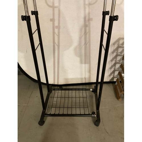 341 - WINE RACK AND A METAL STAND ON WHEELS