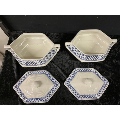 428 - BOX OF CHINA TO INCLUDE ADAMS VEG TUREENS, ROYAL OSBOURNE PART TEA SET, CASED BRASS SCALES WITH WEIG... 