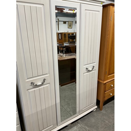 361 - MODERN FITTED THREE DRAWER WARDROBE WITH BEVELLED EDGE MIRROR TO CENTER W53