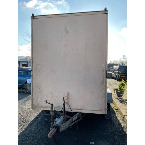 496 - BATESON TRI AXLE BOX TRAILER , TRAILER BOARD NOT INCLUDED,OUTSIDE W73” L179” H92” INSIDE W70” L169” ... 