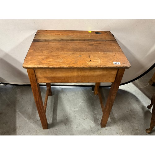 475 - VINTAGE CHILDS SCHOOL DESK WITH LIFT UP LID AND A ASSOCIATED CHAIR H29