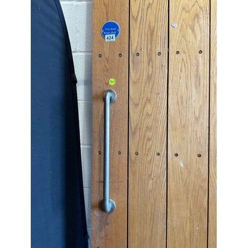 424 - VERY HEAVY OAK FIRE DOOR H80