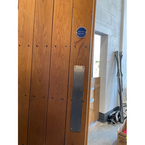 424 - VERY HEAVY OAK FIRE DOOR H80