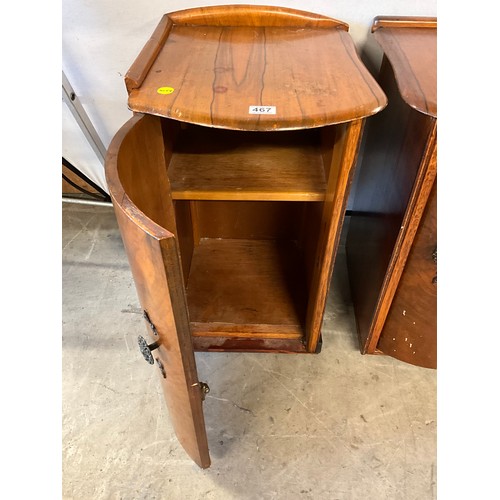 467 - PAIR OF VINTAGE WALNUT VENEERED BED SIDE CABINETS H27