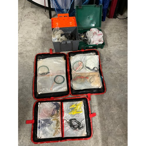 389 - LARGE QUANTITY OF FISHING ITEMS TO INCLUDE RODS,REELS NETS ETC