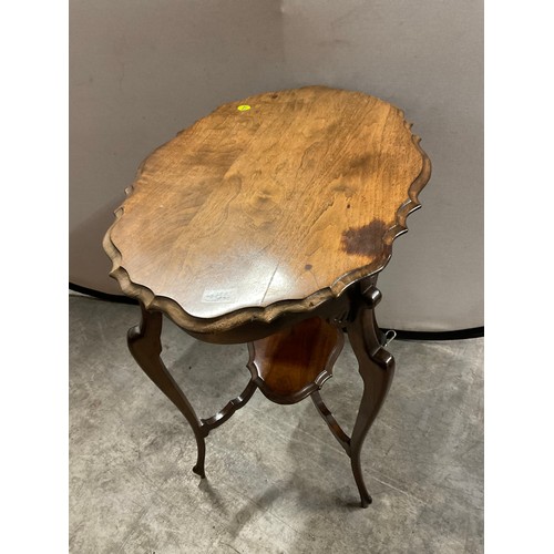 485 - EDWARDIAN MAHOGANY OVAL WINDOW TABLE H27