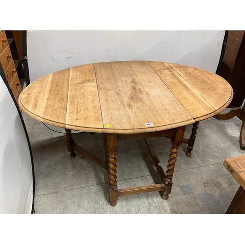 487 - VINTAGE OAK DROP LEAF GATELEG OVAL DINING TABLE ON BARLEY TWIST LEGS H29